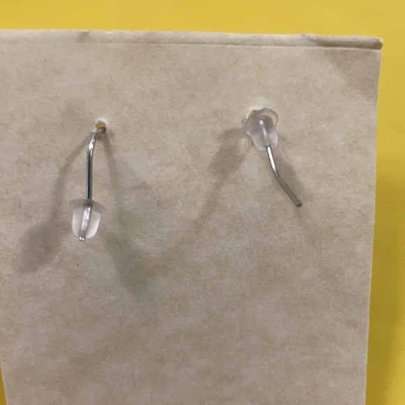 Handmade Fresh Water Pearl Earrings - Picture 2 of 2